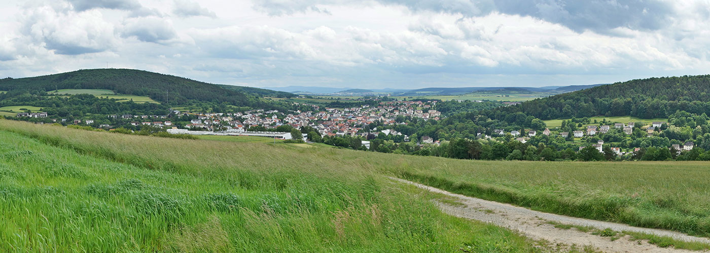 Wir von hier für Sie